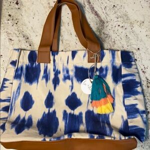 Lu + Elle tote bag bright spacious